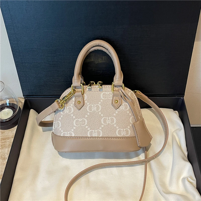 스타일리시 럭셔리 기저귀 가방: 여성용 최고의 대용량  - Luxury Bags Best 리뷰 및 가격